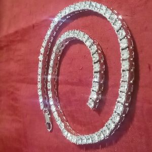 Crystal choker/collar necklace 20 inches can be used with extender.